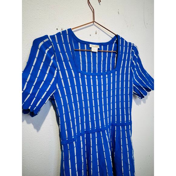SHOSHANNA Blue White Striped Knit Hourglass Short Sleeve Arcadia Dress sz M - Picture 4 of 16